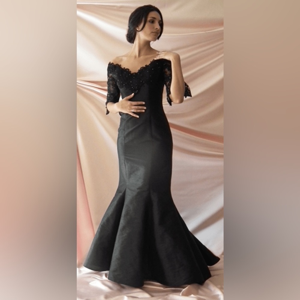 Tina Di Martina Off Shoulder Mermaid Formal Gown Black
